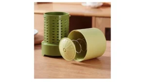 Multi-Functional Vegetable Water Extractor Manual Dehydrator Easy to Clean Kitchen Tool